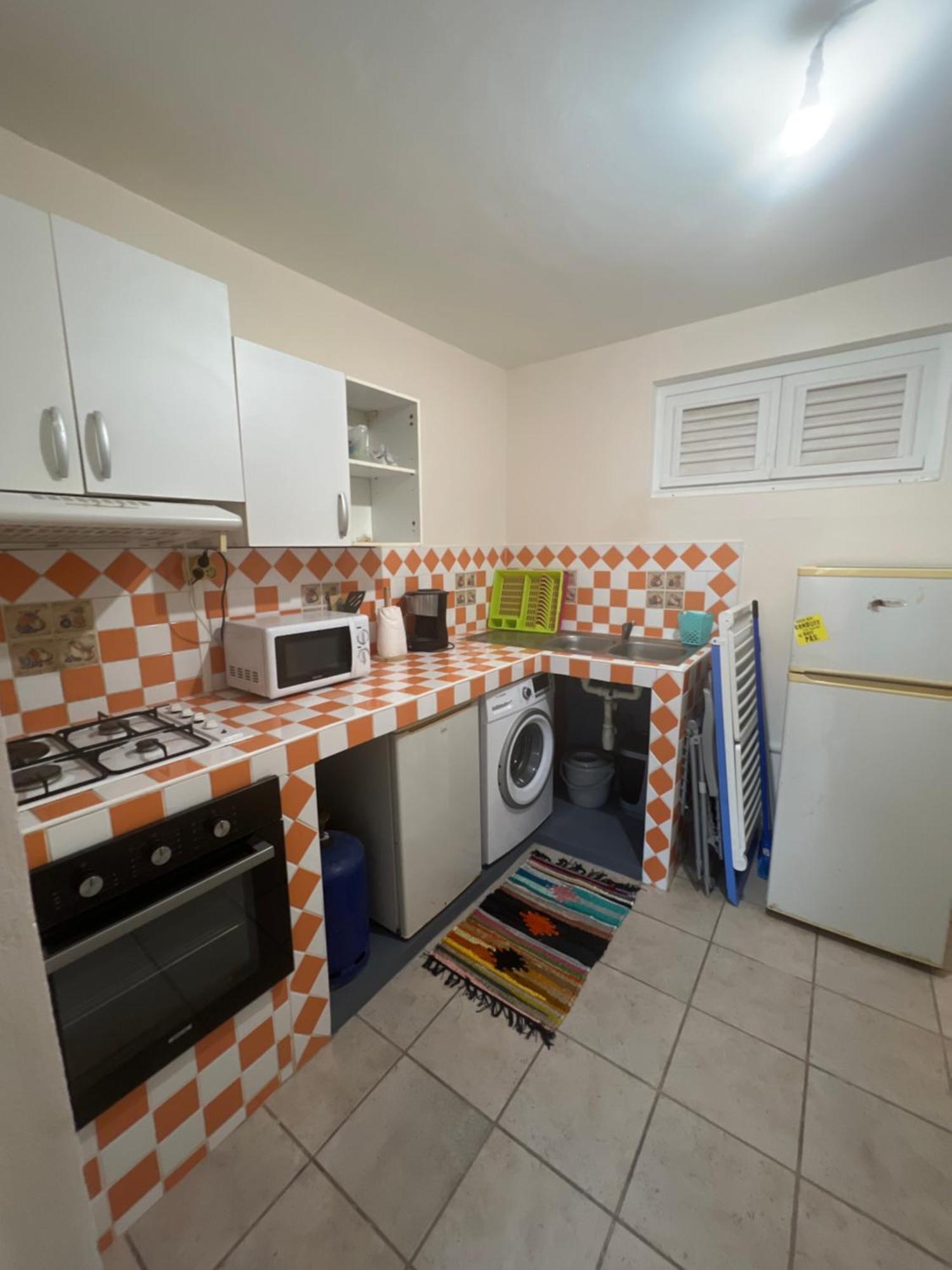 לה פראנסז Studio Meuble Orchidee מראה חיצוני תמונה